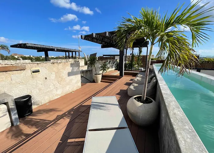 Black House - 6br Penthouses With Rooftop & Pools *