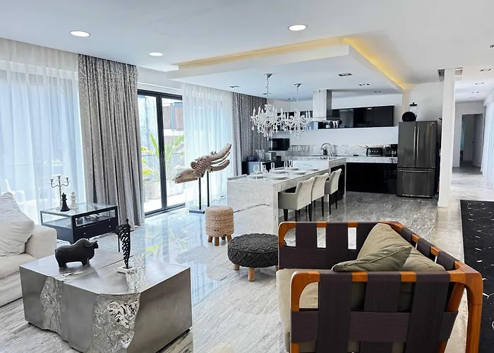 Apartment Black House - 6br Penthouses With Rooftop & Pools *