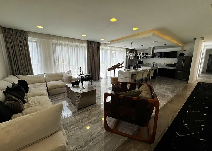 Apartment Black House - 6br Penthouses With Rooftop & Pools *