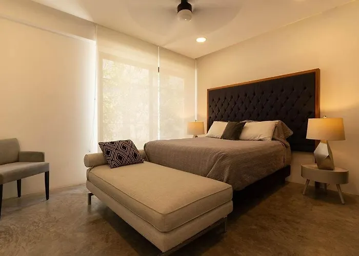 Black House - 6br Penthouses With Rooftop & Pools Apartment *