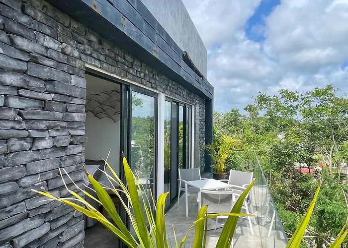 Black House - 6br Penthouses With Rooftop & Pools Apartment *