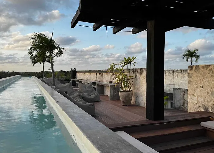 Black House - 6br Penthouses With Rooftop & Pools Apartment