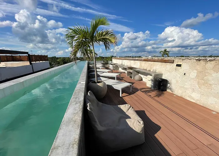 Black House - 6br Penthouses With Rooftop & Pools *